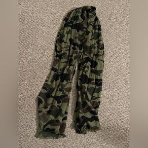 Camouflage scarf